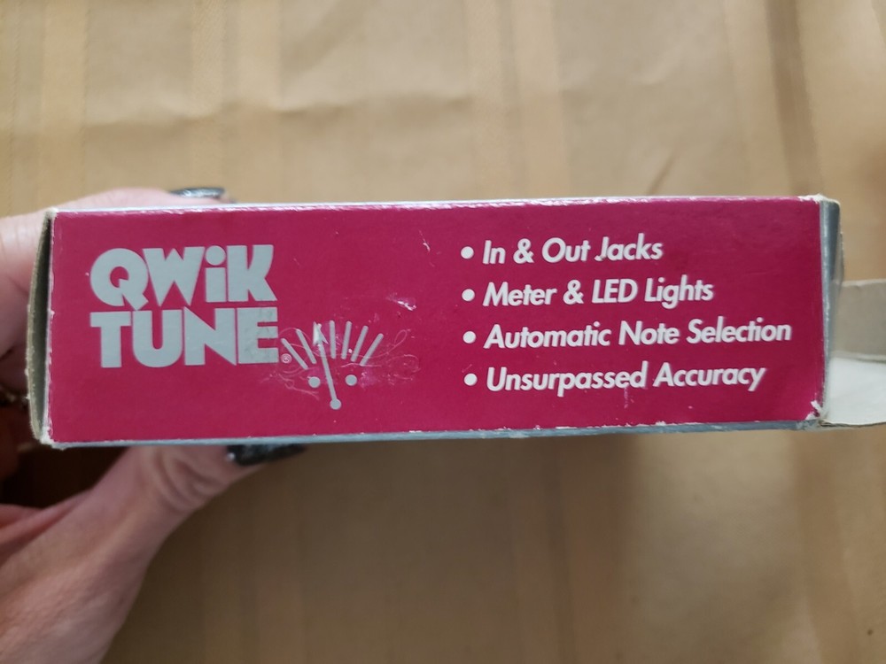 Qwik Tune QT-2 chromatic tuner automatic
