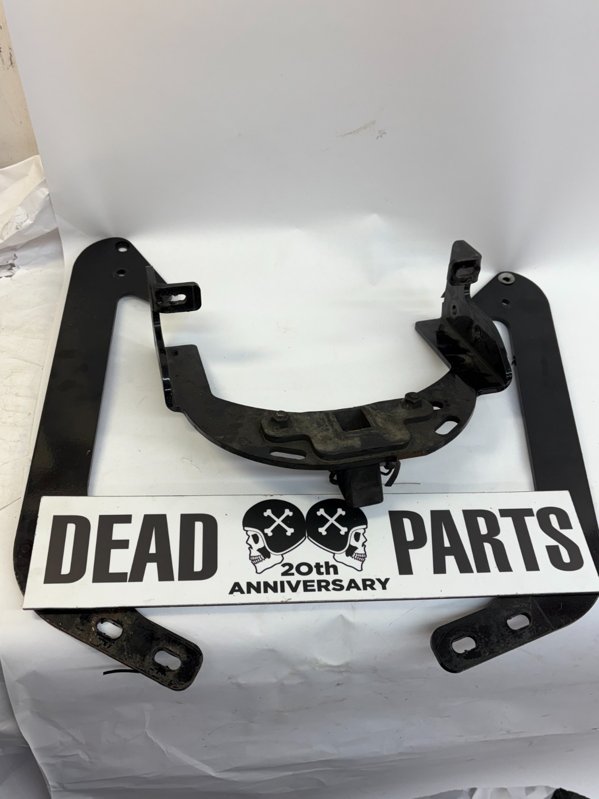 Harley 09-13 trailer hitch receiver mount bracket