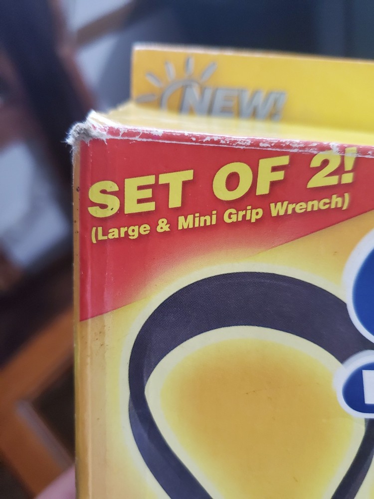 2-pc. GRIP WRENCH SET, ADJUSTABLE RUBBER STRAP