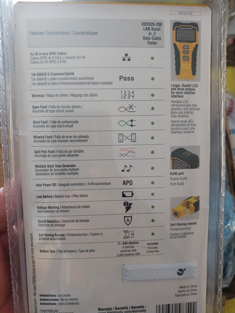 Klein Tools LAN Scout Jr. 2 Data Cable Tester VDV526-200 3544