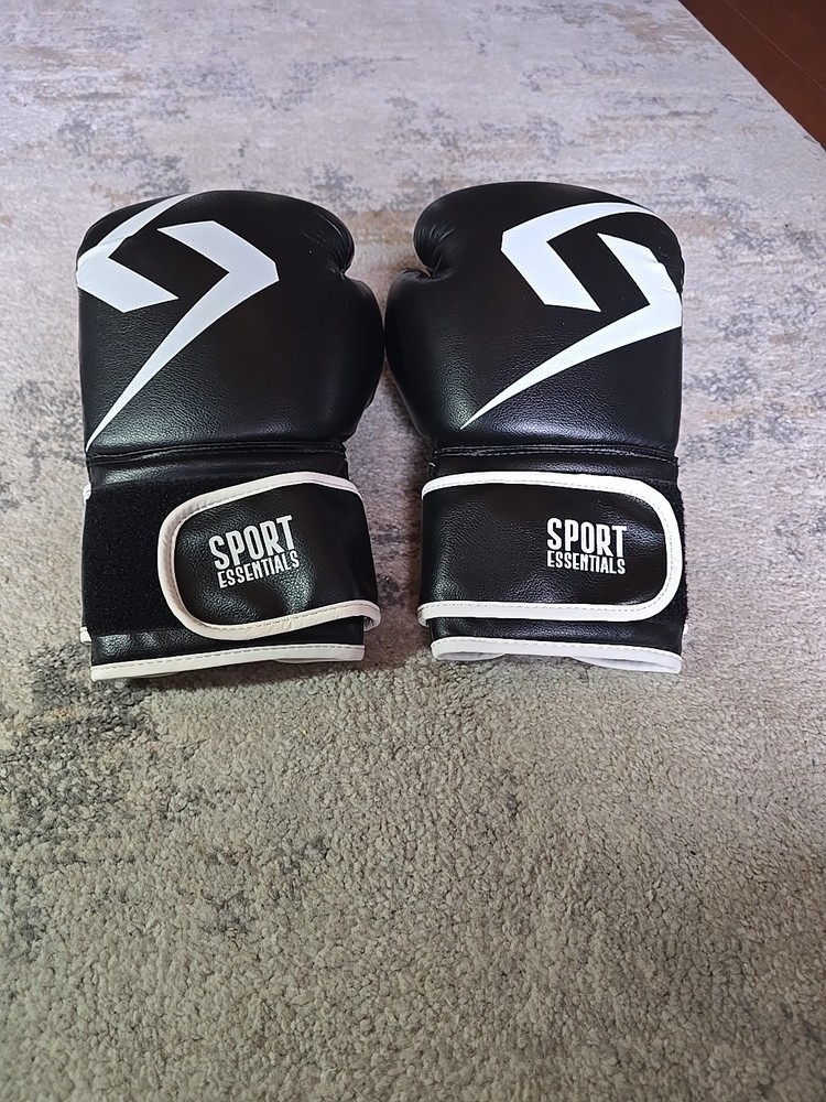 14oz Boxing Gloves Adjustable Hook And Loop Wrist Strap Sport Essentials