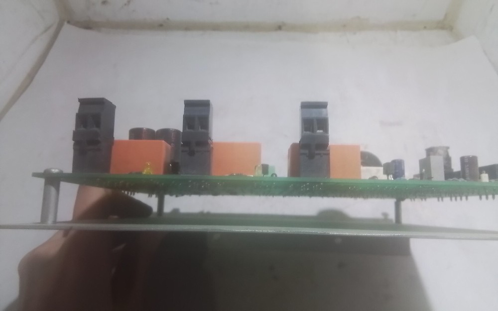 WIREMOLD / SHAPE ELECTRONICS M3309B PCB CIRCUIT BOARD REV B1.0 (D8A)