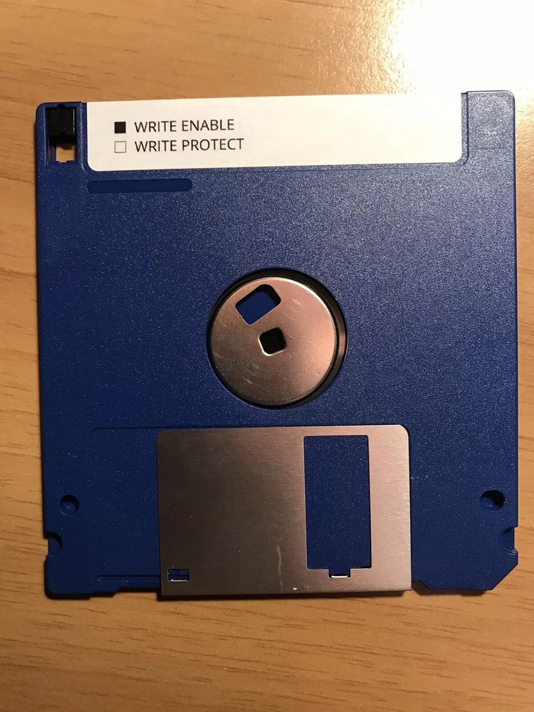 24 Etichette AMIGA per Floppy Disk 3,5 Pollici