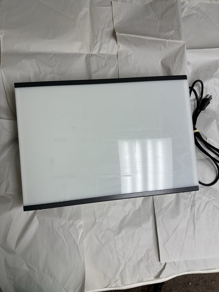 Apollo Portable Light Box Model LB100