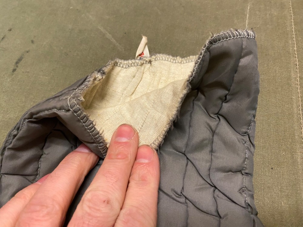 ORIGINAL WWII US ARMY AIR FORCE PILOT BOOTS WARMER INSERTS-MEDIUM, PAIR