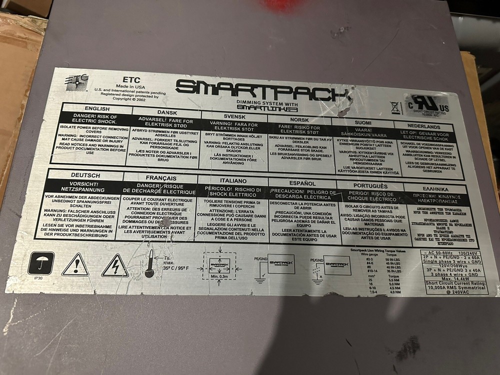ETC SmartPack 12 Channel Dimmer DMX