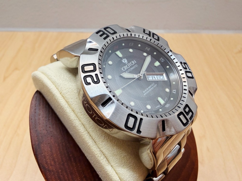 Croton Grey Vortex Pineapple SW200 Automatic Movement Dive Watch