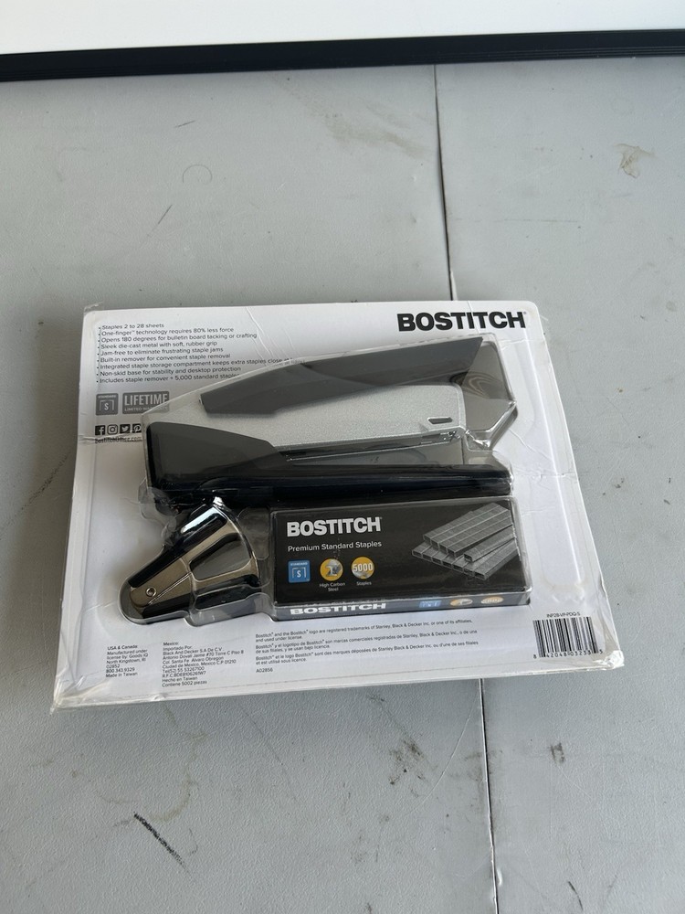 Bostitch Premium Desktop Stapler Value Pack Staple Remover + 5000 Staples- NEW
