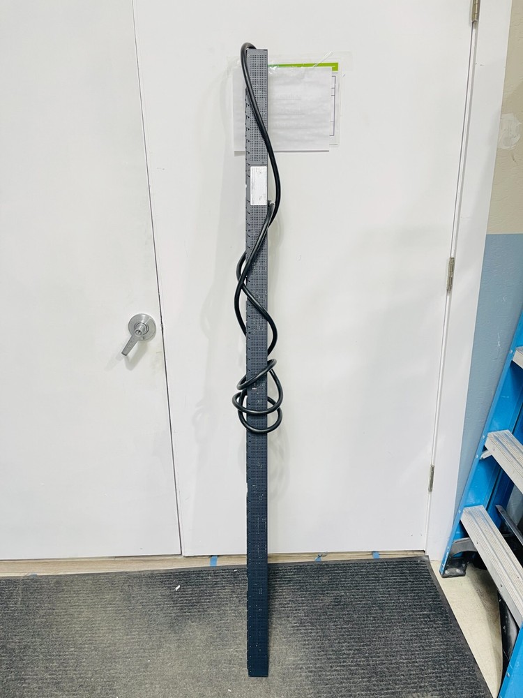Server Technology STV-4301C Switched PDU - 5.0kW / USED