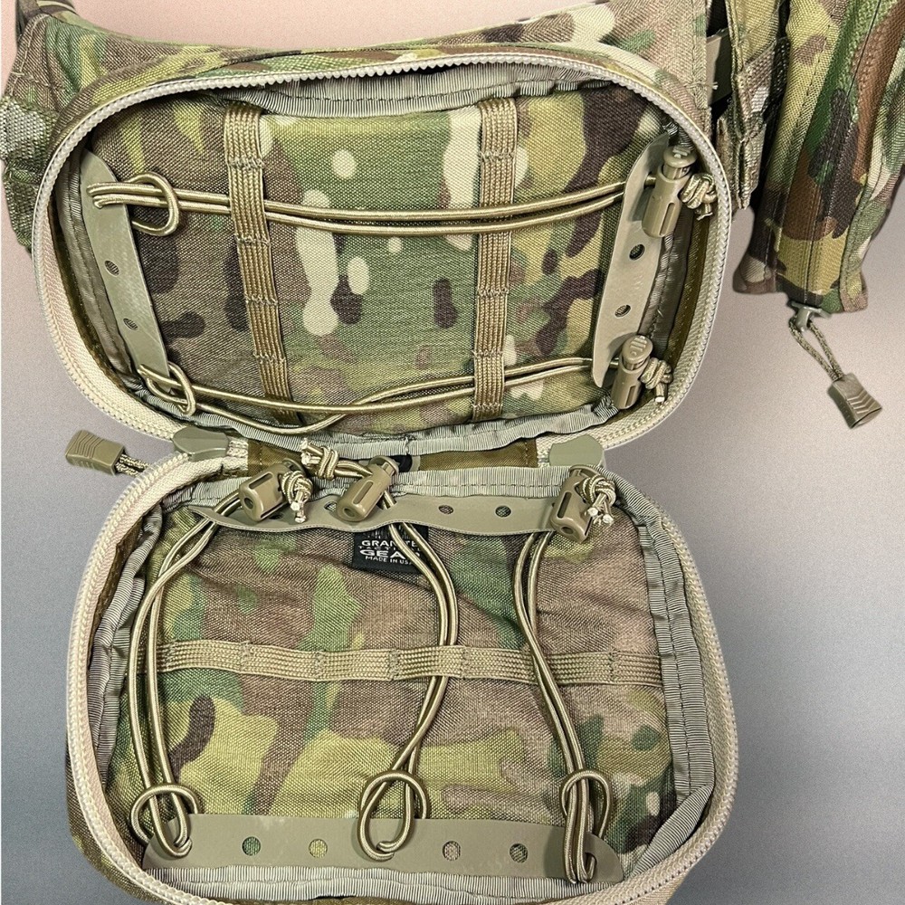 Granite Tactical￼Gear DA Direct Action DA MED BELT, Multi Pocket . Read Descript
