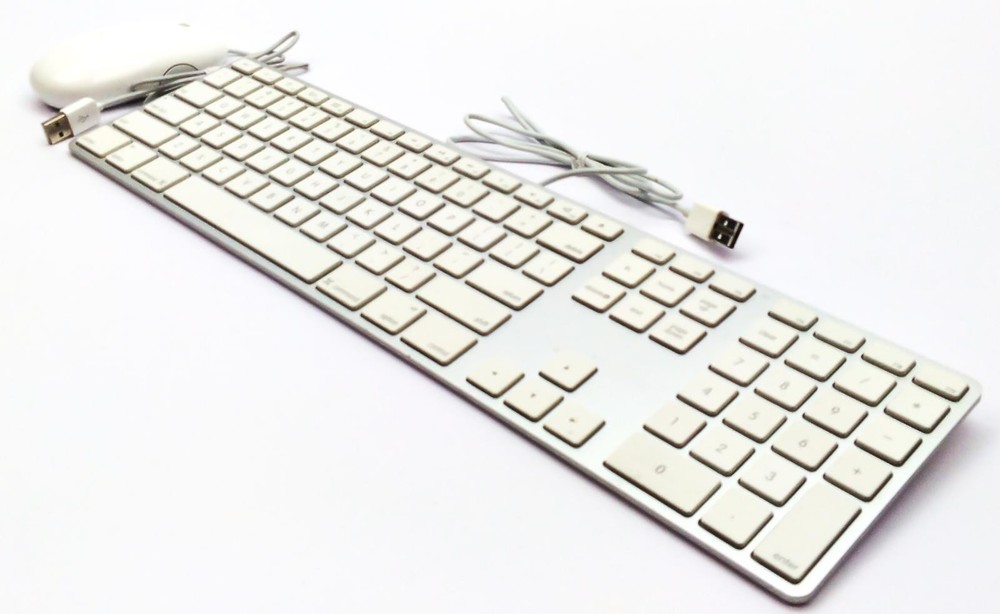 Apple Keyboard A1243 and Mouse Combo USB Wired with Numeric Keypad Aluminum