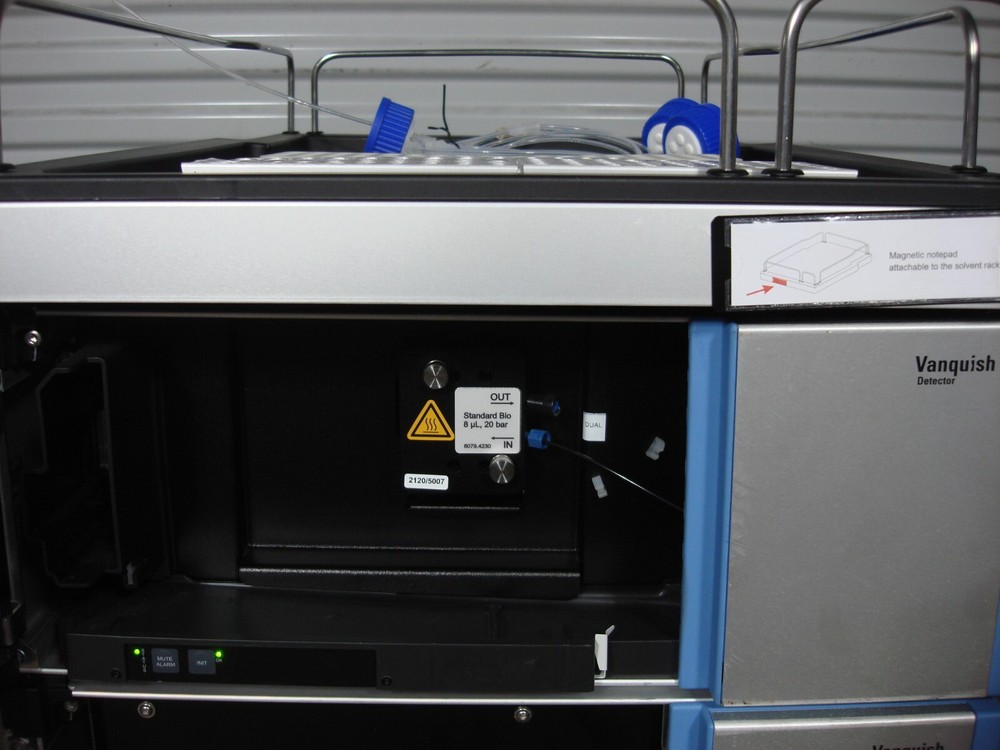 HPLC Thermo Scientific Vanquish Fluorescence Detector Quaternary Pump Sampler