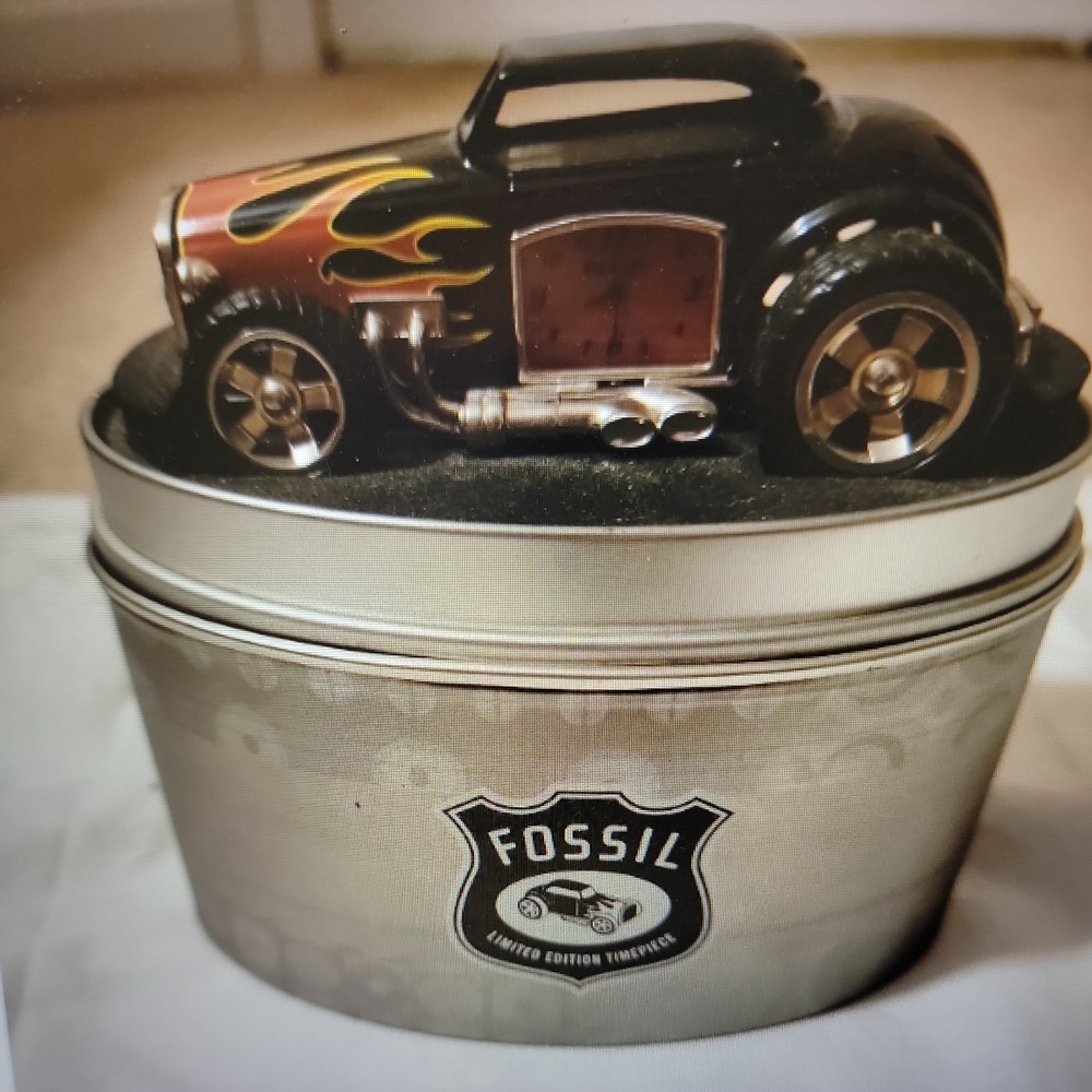 Fossil Hot Rod With Flames Desk Clock