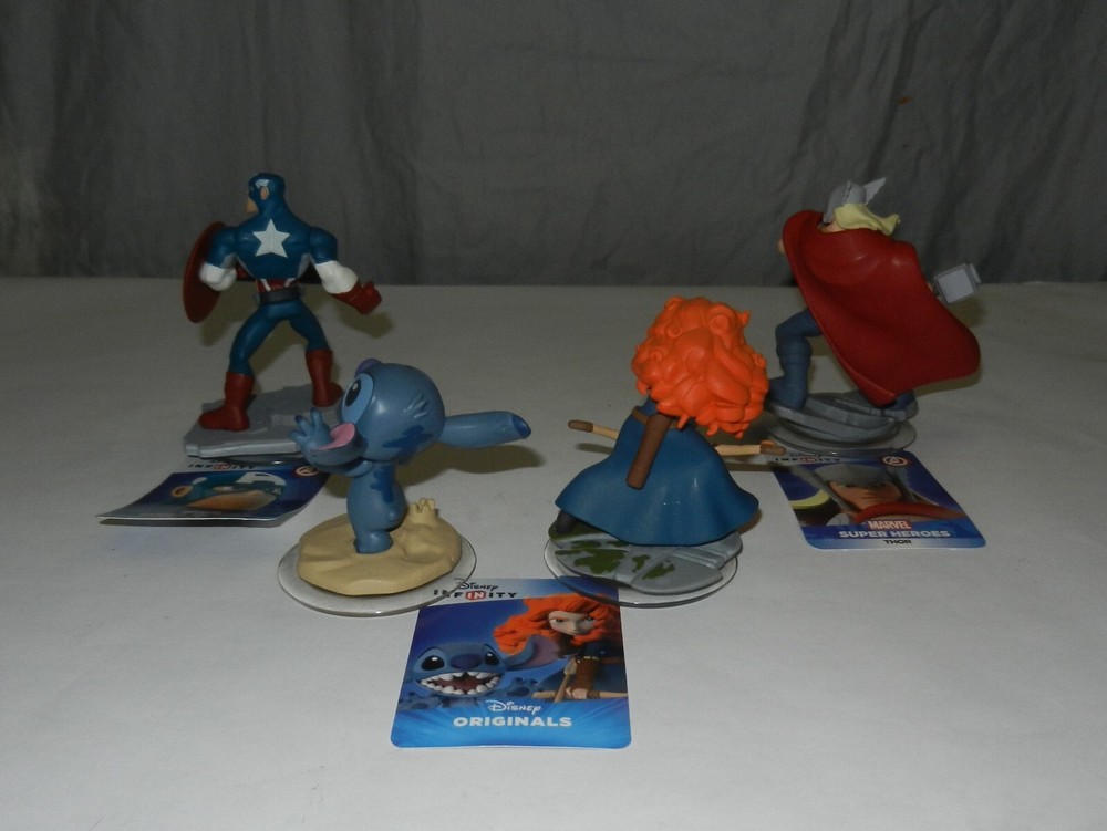 Disney Infinity 2.0 Action Figures 4 Pc. Set with Access Cards
