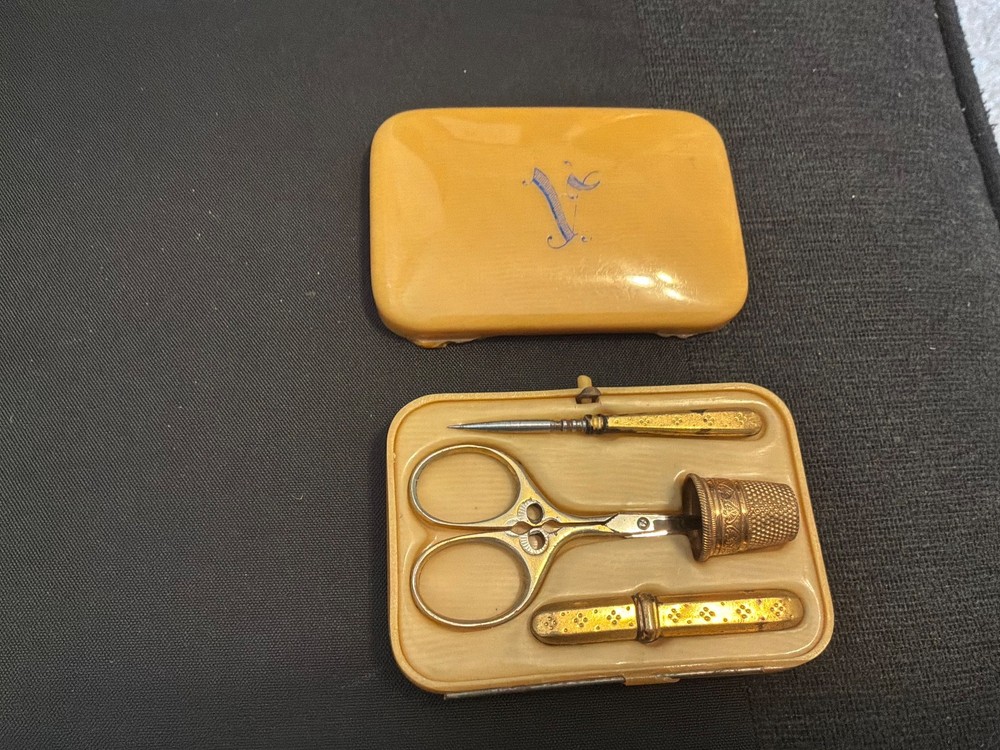 Antique German Celluloid 4 Pc. Sewing Set Case/Kit/etui/Case As Is A/0