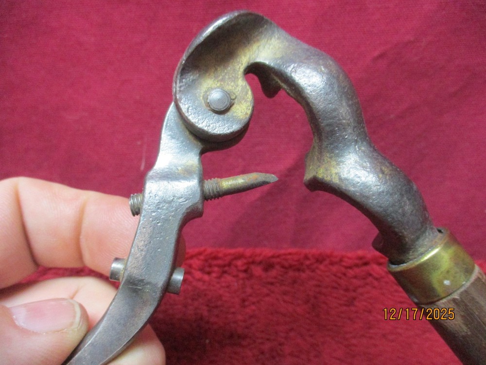 Antique Capper/De-Capper Tool, 12 Ga. , Tool UnBranded