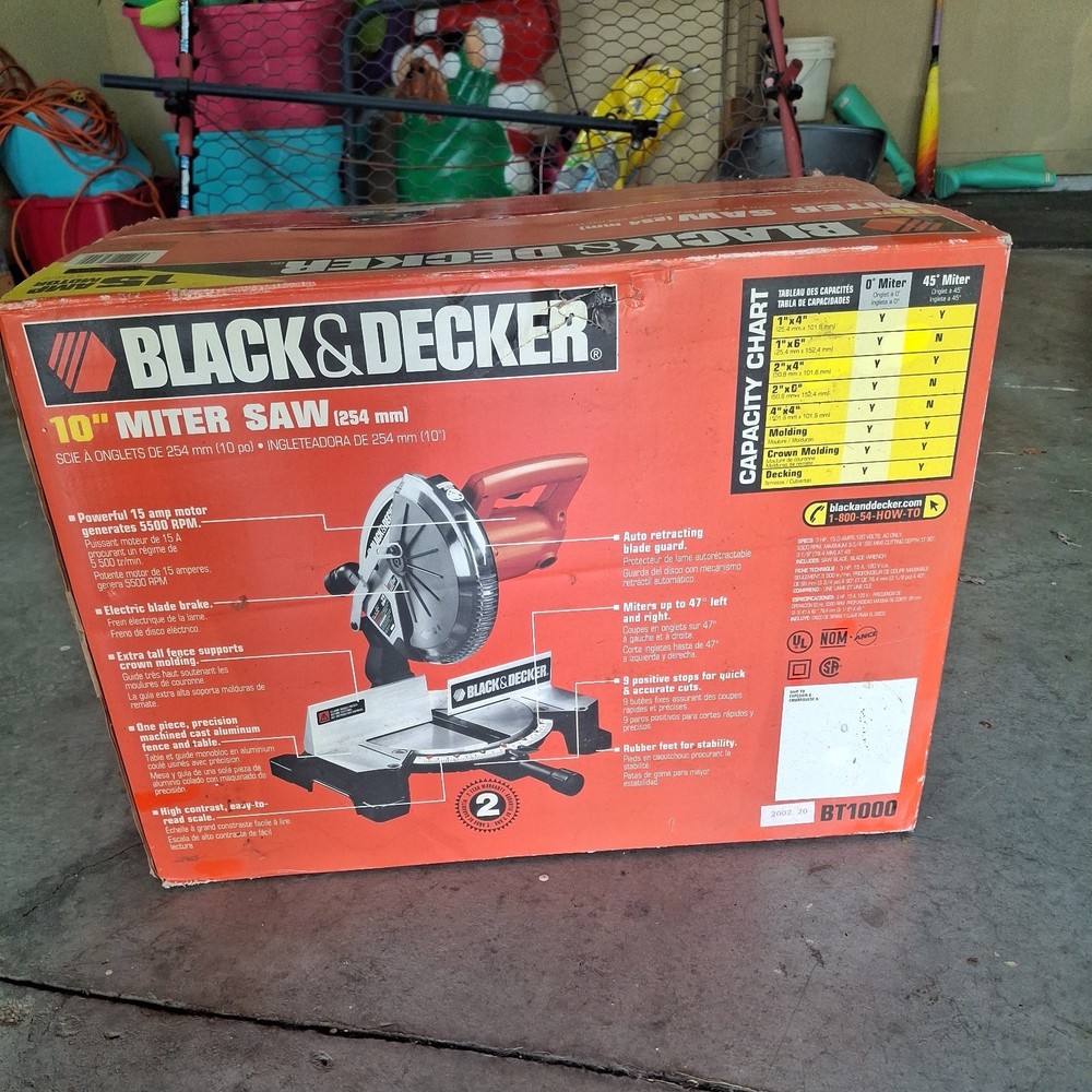 Black and Decker Miter Saw