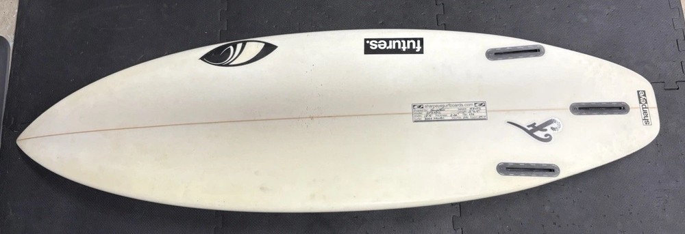 Sharpeye Kanoa Storms Model 5’7 And A Half.