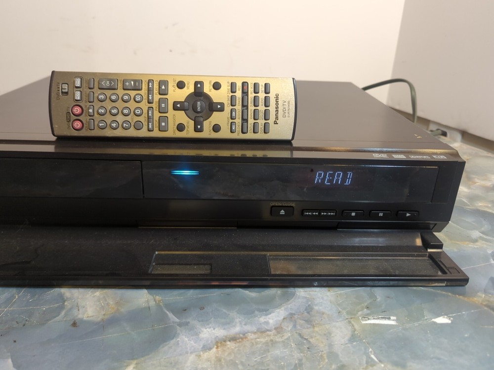 Panasonic DMP-BD10A Blu-Ray Player Complete With Remote!