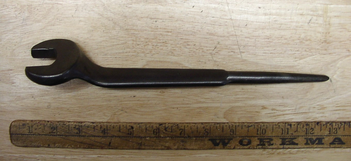 Vntg Unreadable Brand USA Spud Wrench,7/8" X 11-5/8",Iron Worker,Skyscraper,VG