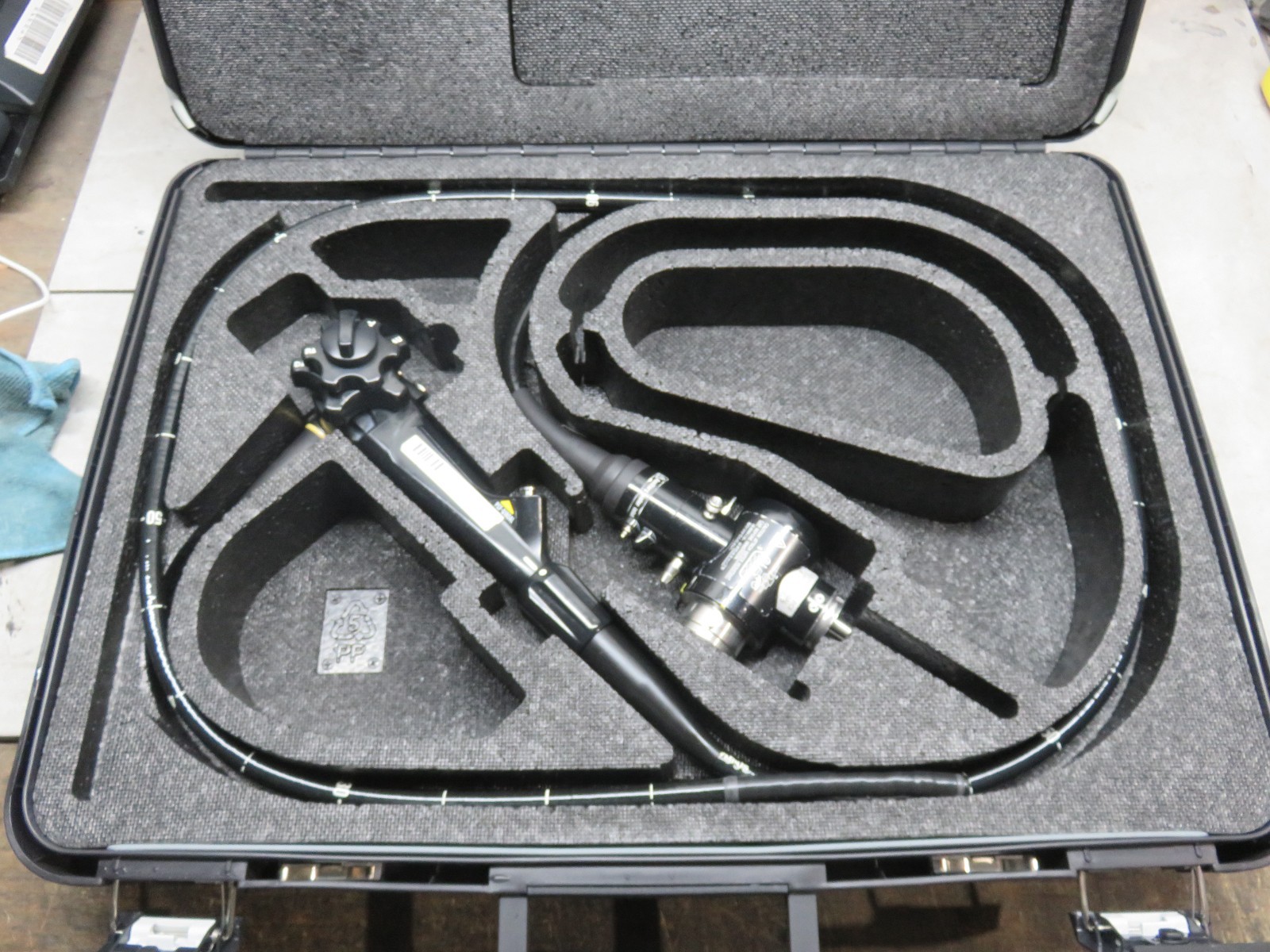 Olympus PCF-Q180AL EVIS EXERA II Colonoscope, w/ carrying case