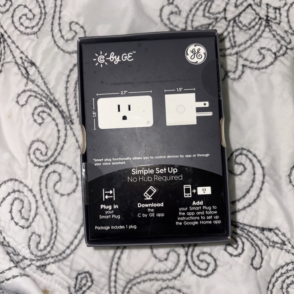 C by GE smart wall plug white