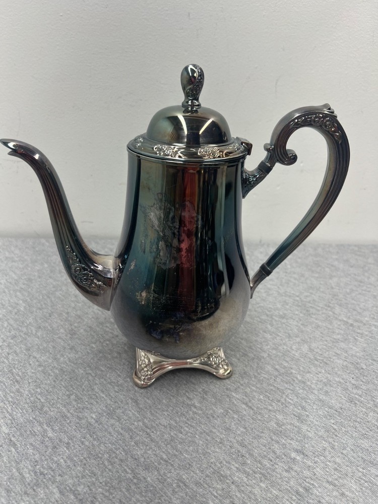 Oneida Silversmiths Silver-Plated 5-Piece Tea Set With Etched Serving Tray