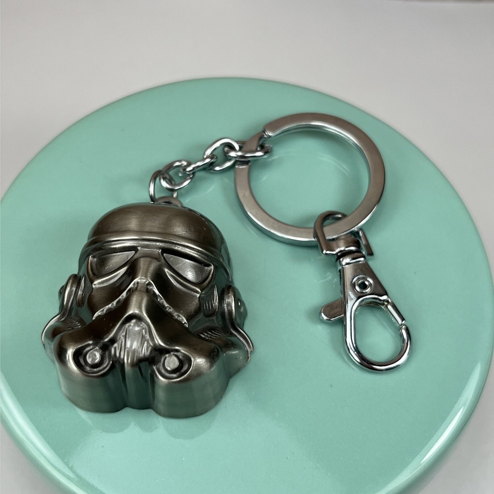 Star Wars STORM TROOPER Keychain Gray Metal 2012 Plasticolol EUC