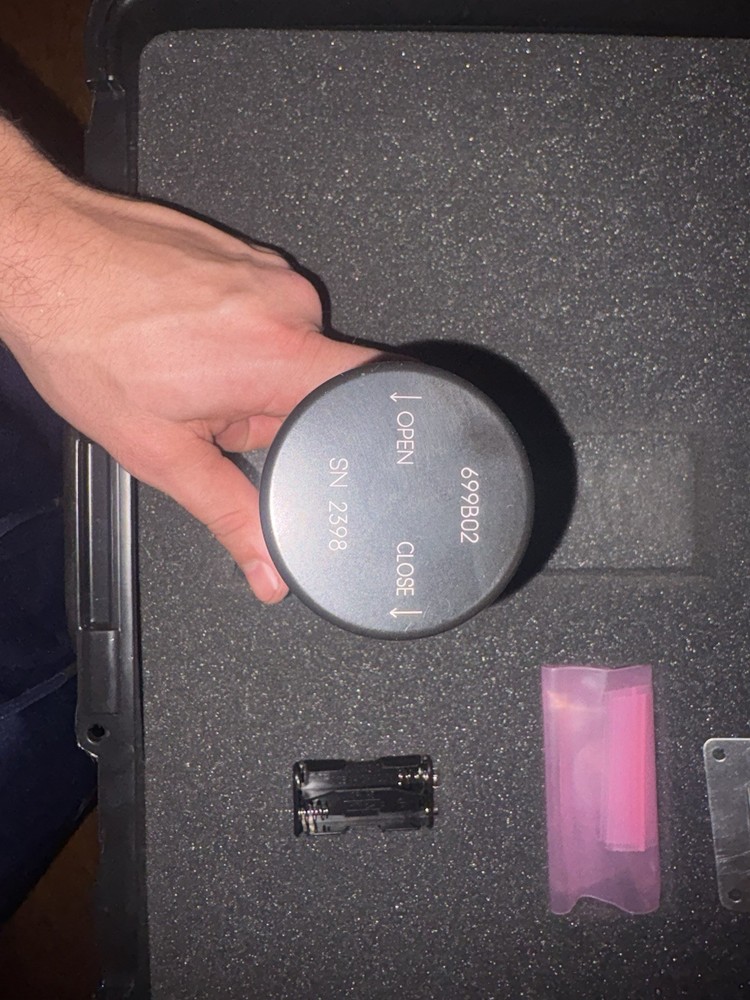 IMI / PCB Piezotronics Model 699B02 portable vibration calibrator.