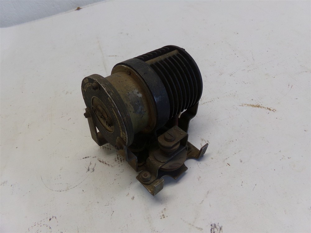 BENDIX AVIATION ECLIPSE VOLTAGE REGULATOR P/N 1042-17-A - PART AS IS UNTESTED