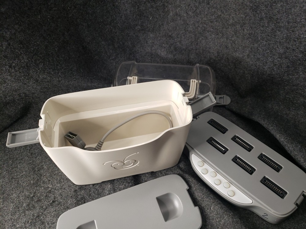 Cricut CRJK0001 Jukebox Extension Expansion Station & Data Cable (C9B3)