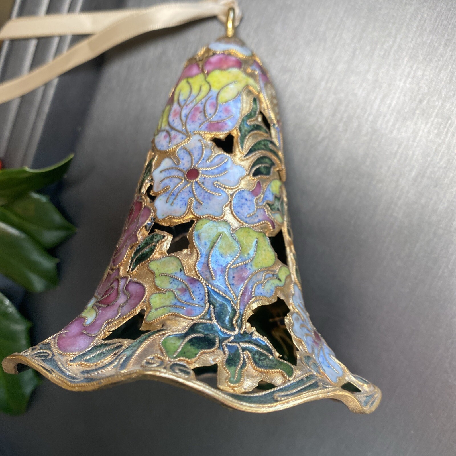 Vintage Bell Cloisonne Enamel Estate Pre-Owned Hand Crafted Bird Flower Pierced