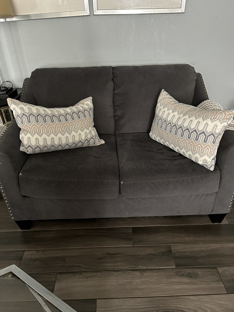 couches sofas used