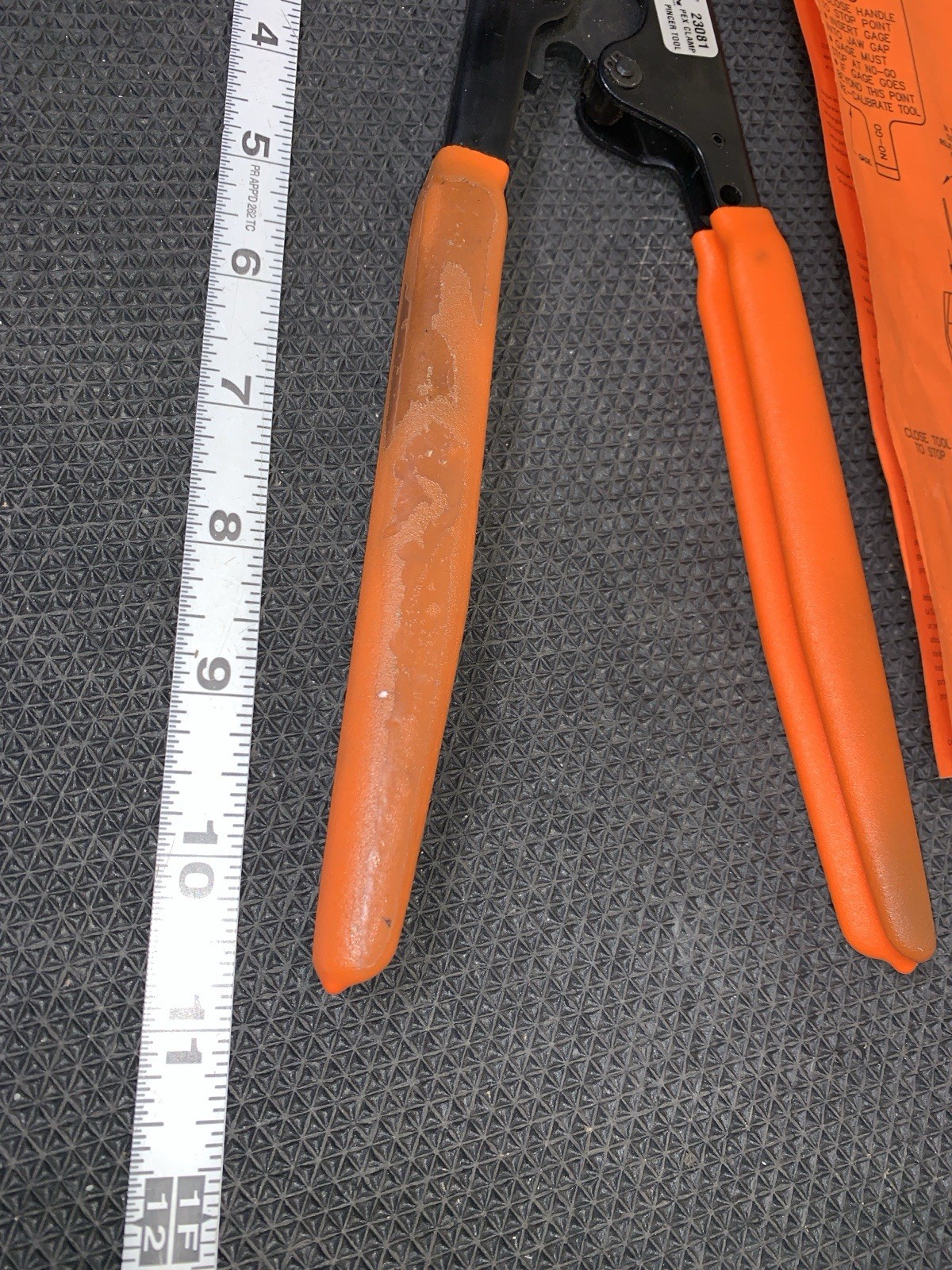 SharkBite 23081 PEX clamp tool Full Size Pex Clamp Pincer Tool