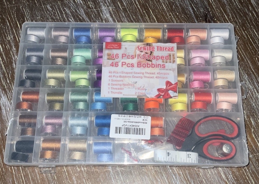 Le Paon, Sewing Thread, Kit, 46 Threads & Bobbins, Scissors, Thimble, Tape