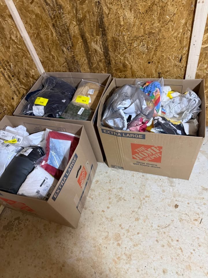 Small General Goods Bundle – Mixed Merchandise