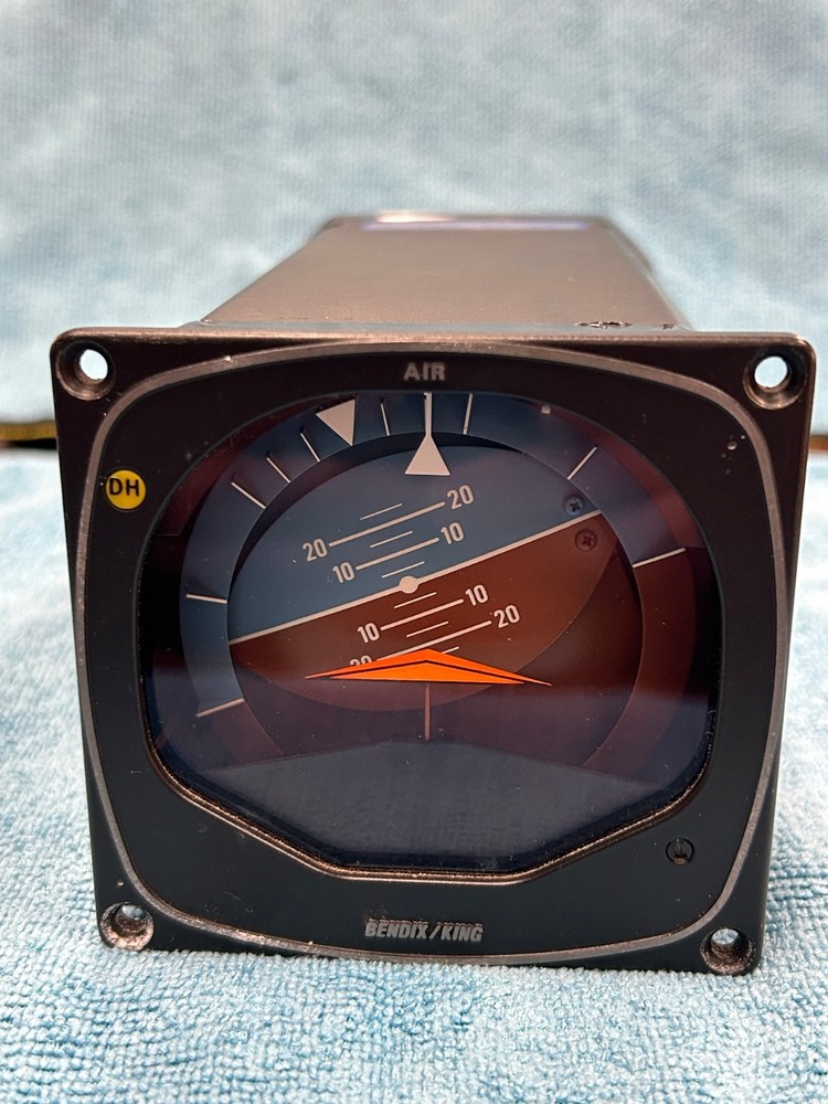 Bendix/King KI 256 Flight Command Indicator P/N 060-0017-00