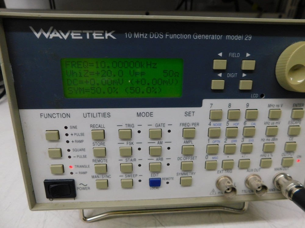 WAVETEK 29 FUNCTION GENERATOR 10 MHZ M7617