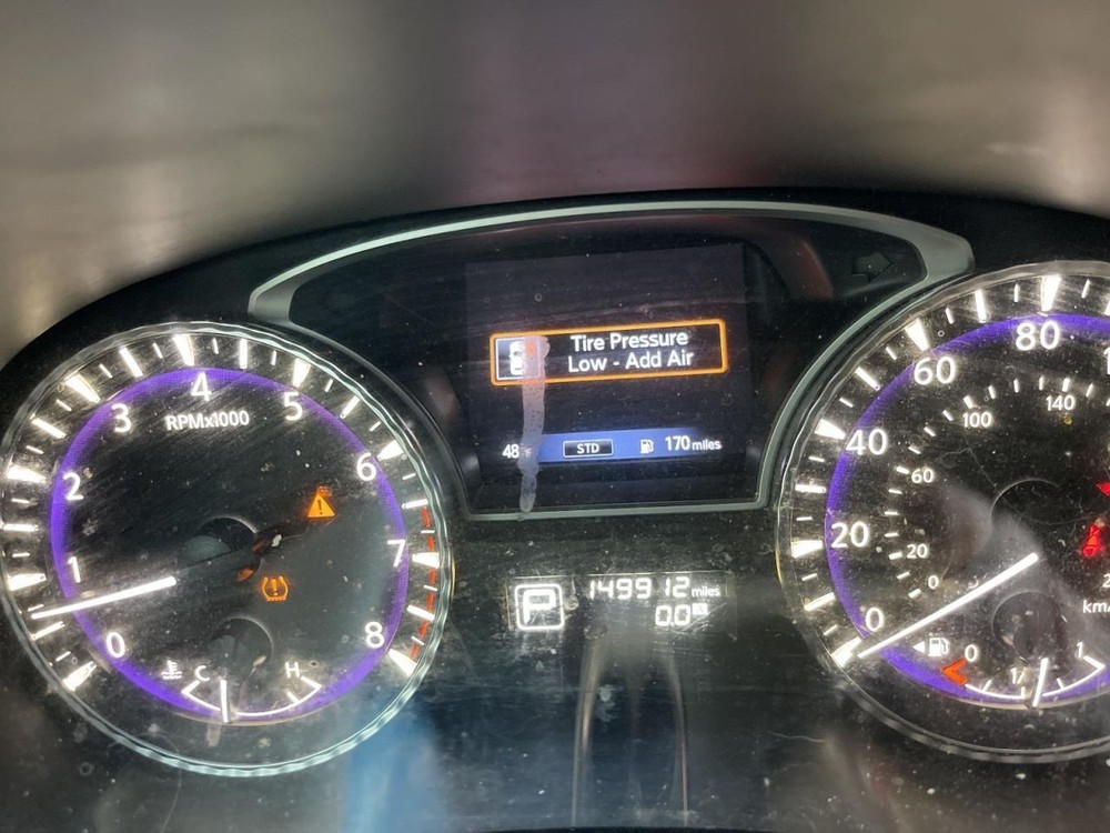 Info-GPS-TV Screen Display Screen Dash With Navigation Fits 11-17 QUEST 1018634