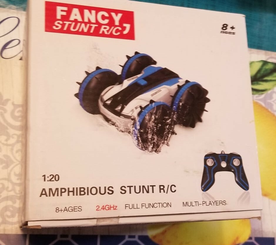 Fancy Stunt RC - Amphibious Stunt RC