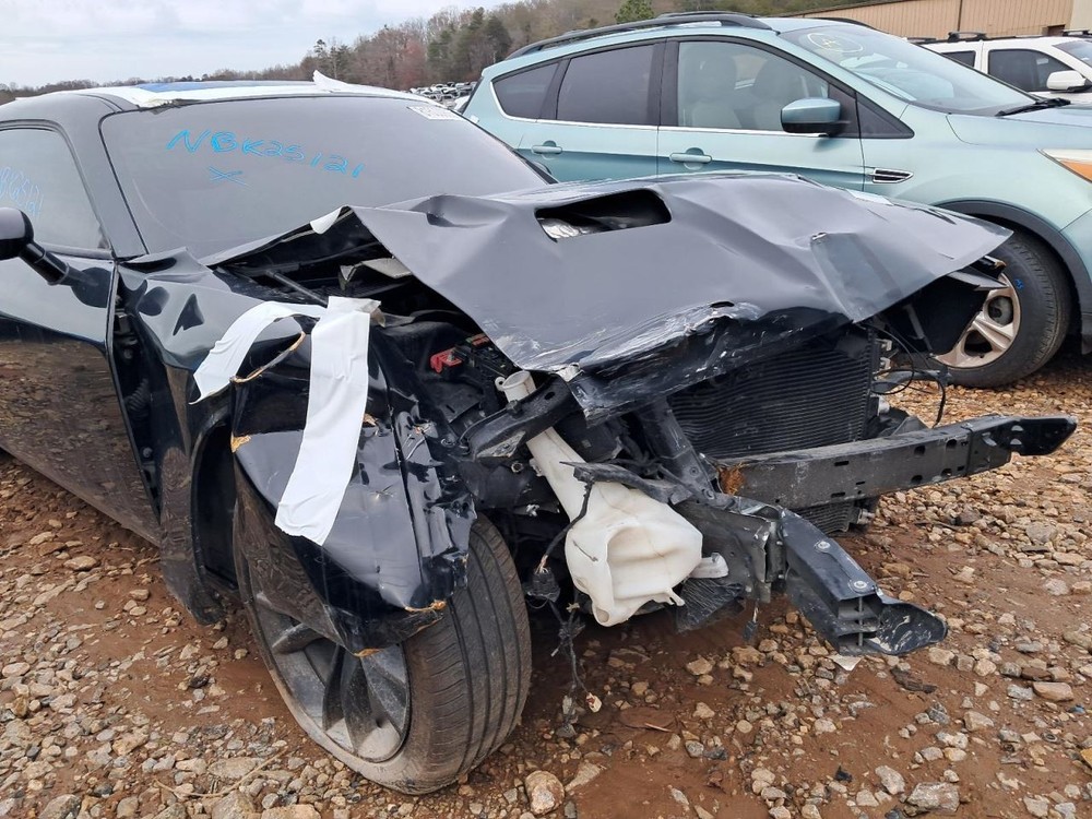 CHALLENGE 2016 Glove Box 4884216