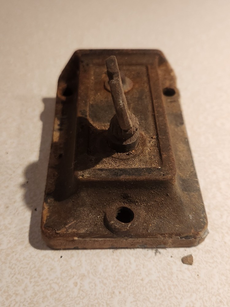 Antique Spring Load Suface Lock Thumb Latch