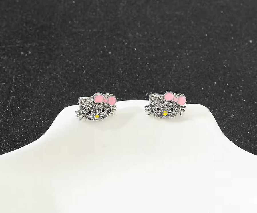 Tiny Cute Hello Kitty Bling Stud Earrings New