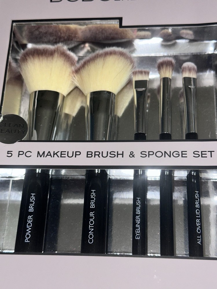 NEW UNOPENED BCBGeneration 5 Pc Makeup Brush & Sponge Set Black Handle