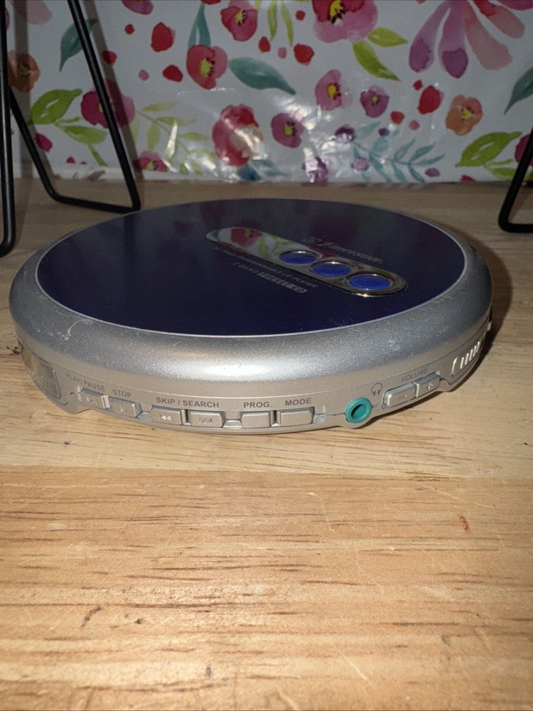 Emerson 20 Track Programable CD Player HD7998BL No Headphones Tested Working