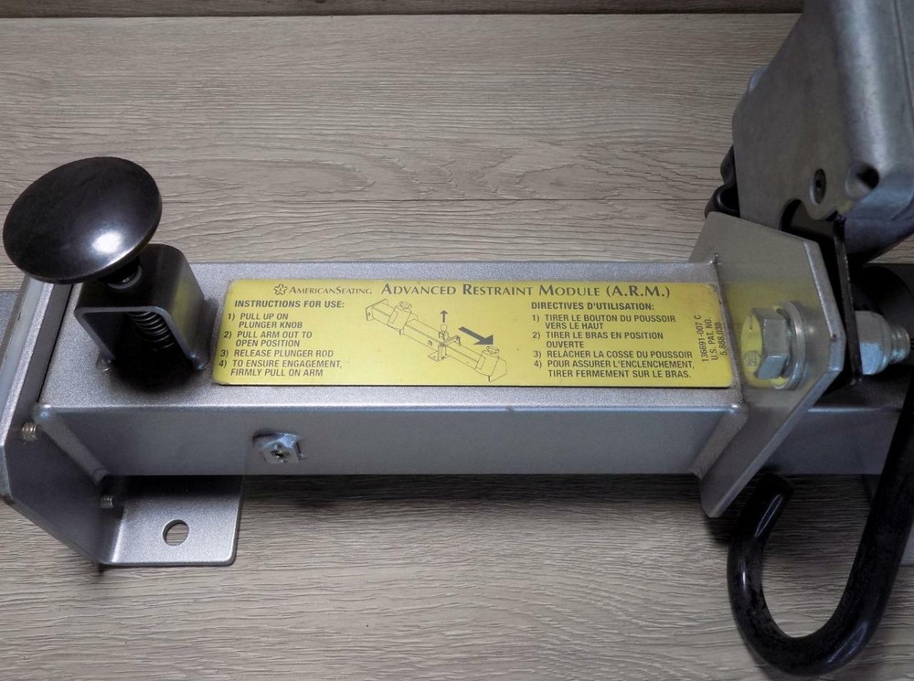 Advanced Restraint Module 136500807 Wheelchair Restraint