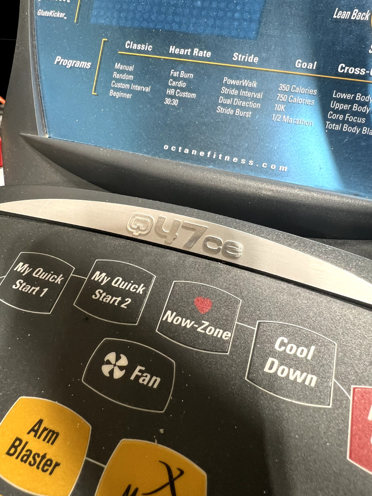 Octane Q47ce elliptical exercise machine Professional