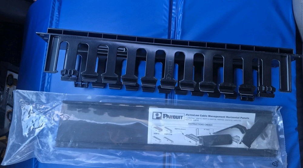 Panduit WMPF1E Horizontal Cable Manager 19" Front 2RU Black