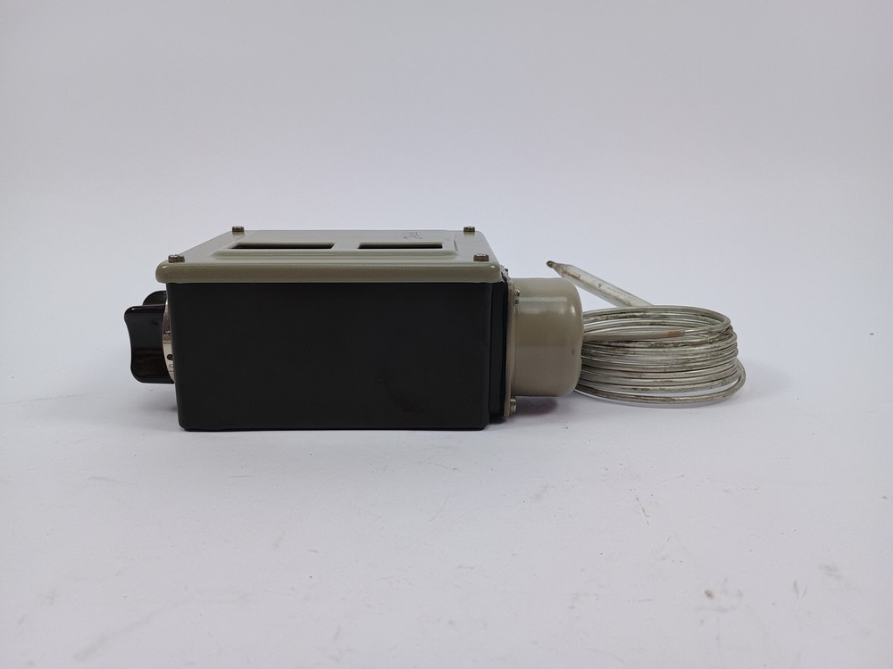Danfoss 017L003066 Thermostat RT 8L