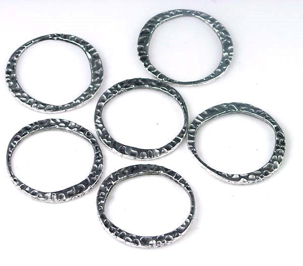 10 Silver Pewter Hammered Disc Large Ring 30mm